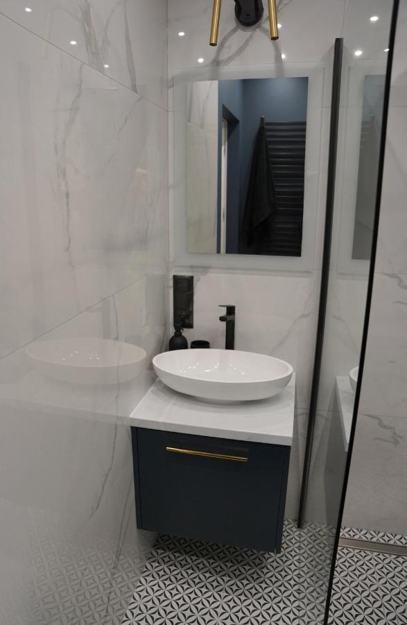 Apartamenty Metro Targowek 27 Warsaw Ngoại thất bức ảnh