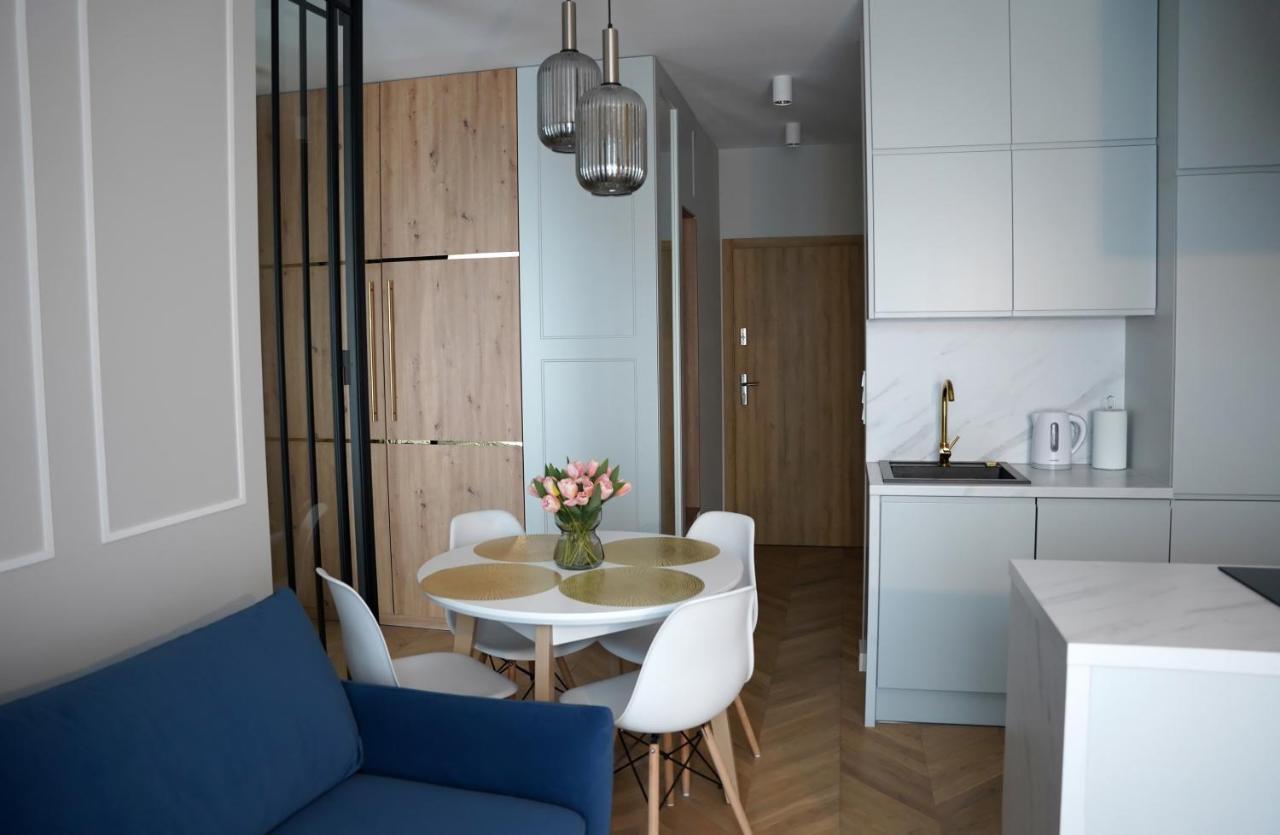 Apartamenty Metro Targowek 27 Warsaw Ngoại thất bức ảnh