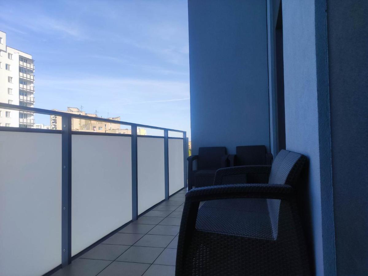 Apartamenty Metro Targowek 27 Warsaw Ngoại thất bức ảnh