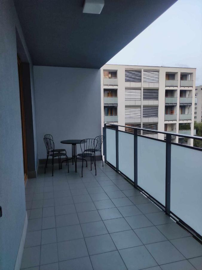 Apartamenty Metro Targowek 27 Warsaw Ngoại thất bức ảnh